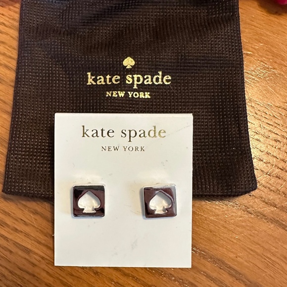 Kate Spade Hole Punch Spade earrings - Picture 1 of 1